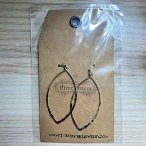 NEW Three Sisters Jewelry Earrings